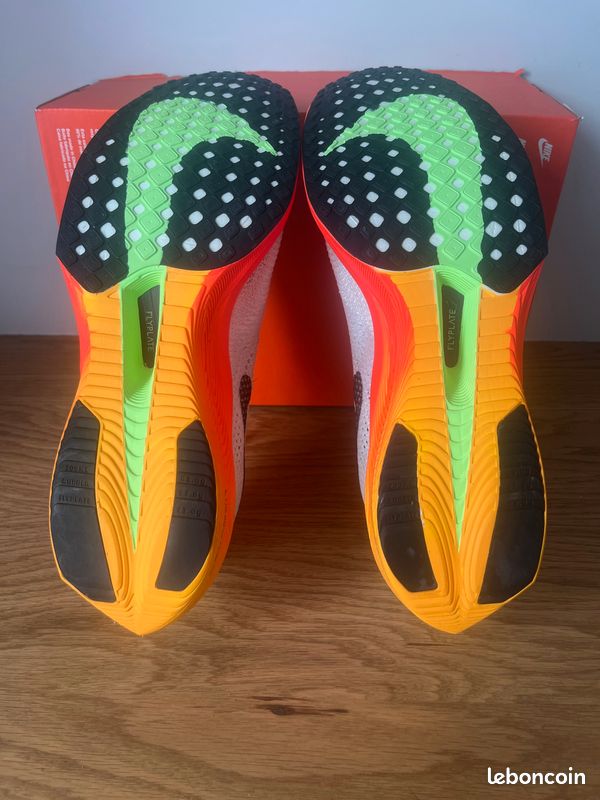 Baskets Running Performance Nike ZoomX Vaporfly Next %3 FK Taille 12.5 47 Neuf (image 4)