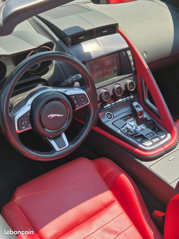 JAGUAR F-TYPE ROADSTER 2.0 T P300 R-DYNAMIC BVA FACELIFT FULL OPTIONS PAS DE MALUS SUPERBe (image 32)
