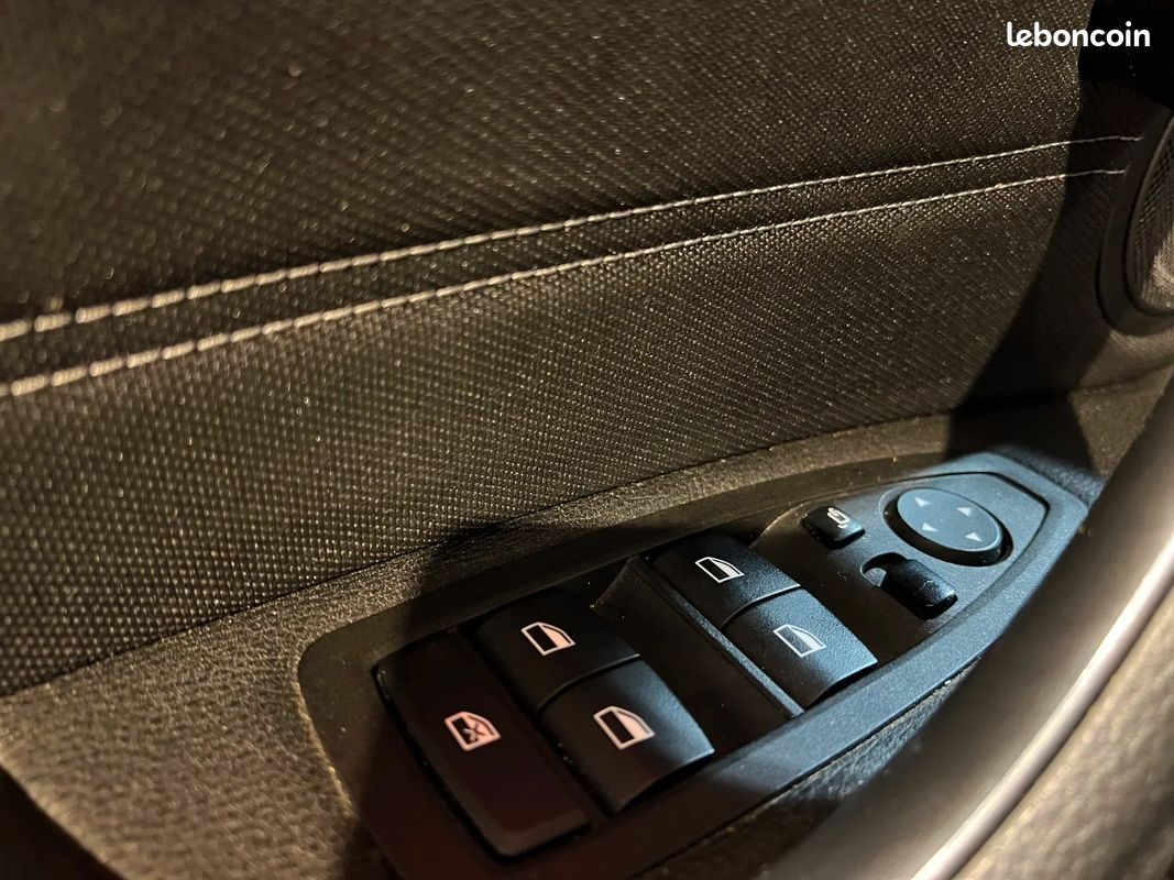 BMW X2 F39 sDrive 18i 140 ch DKG7 Lounge Plus (image 29)