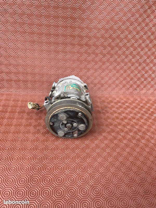 Compresseur de climatisation Opel Corsa C (image 1)