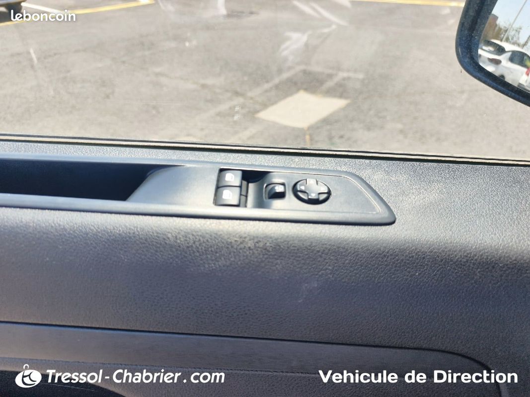Opel vivaro-e fgn taille m electrique 100 kw batterie 75 kwh (image 24)