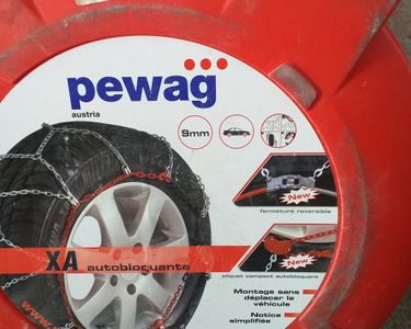 Chaînes neige pour voiture Pewag Brenta 9