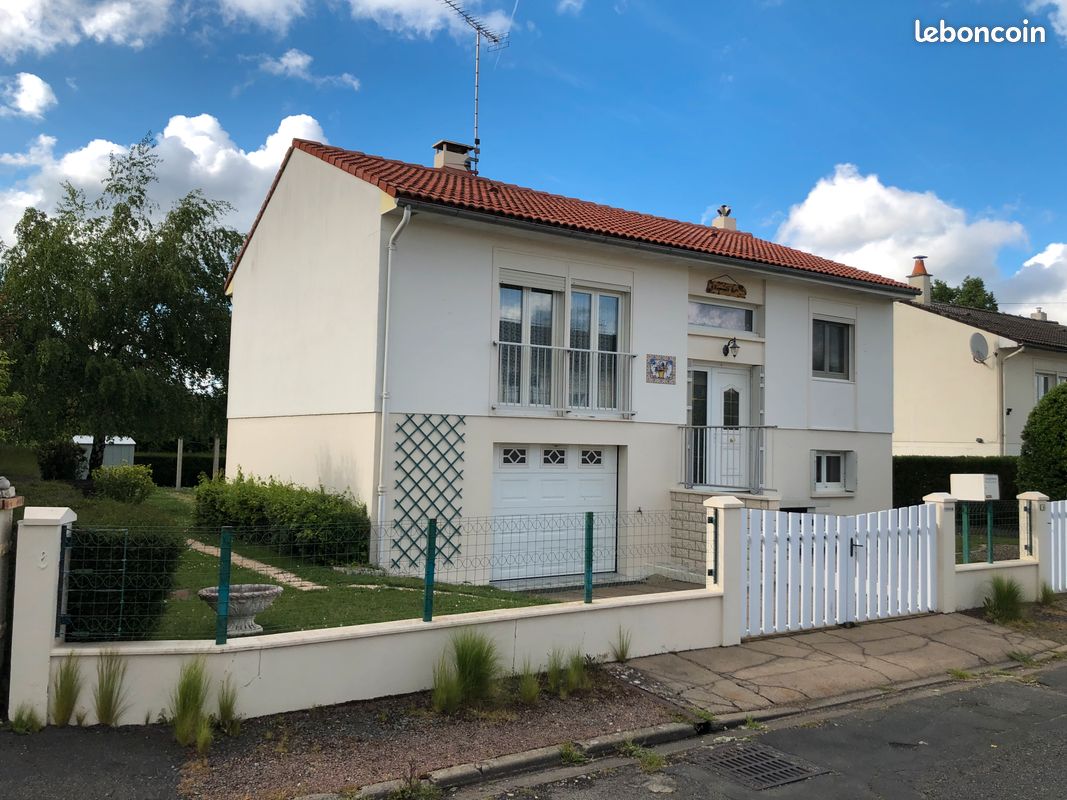 Maison 5 pièces 100 m² · à Naintré · 100 m² · 780 €/mois