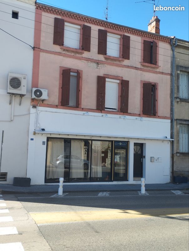 Immeuble 6 pièces 200 m² · à Montélimar · 200 m² · 180 000 €