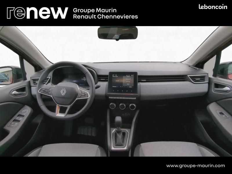 Renault Clio 1.6 E-Tech 145ch full hybrid Evolution - 24 (image 11)