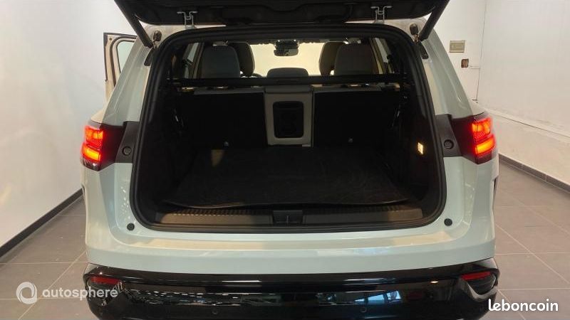Renault Espace 1.2 E-Tech full hybrid 200ch Iconic 7 places - 24 (image 14)