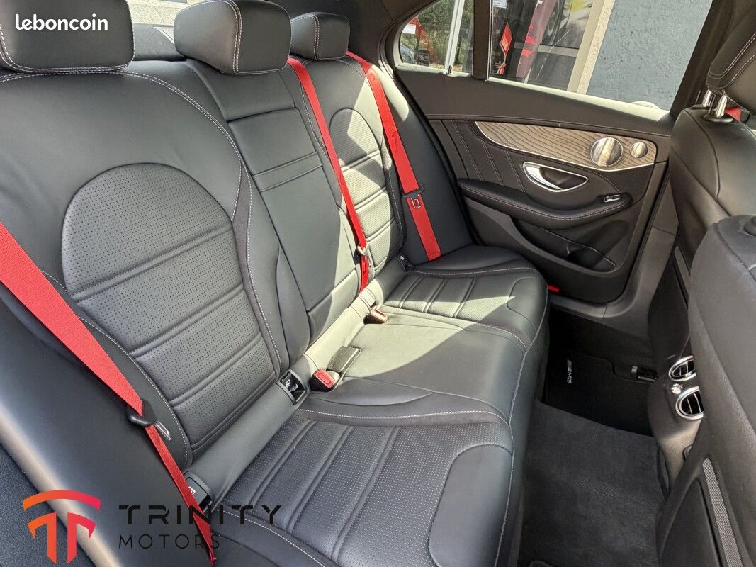 Mercedes Classe C C63 S AMG 510CH + PACK CARBONE + RÉVISION DES 50000KM EFFECTUÉE + SUIVI COMPLET... (image 13)