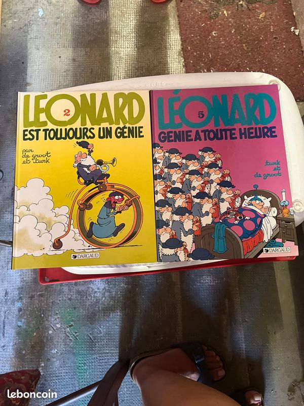 Lot de 4 BDs Léonard (image 2)