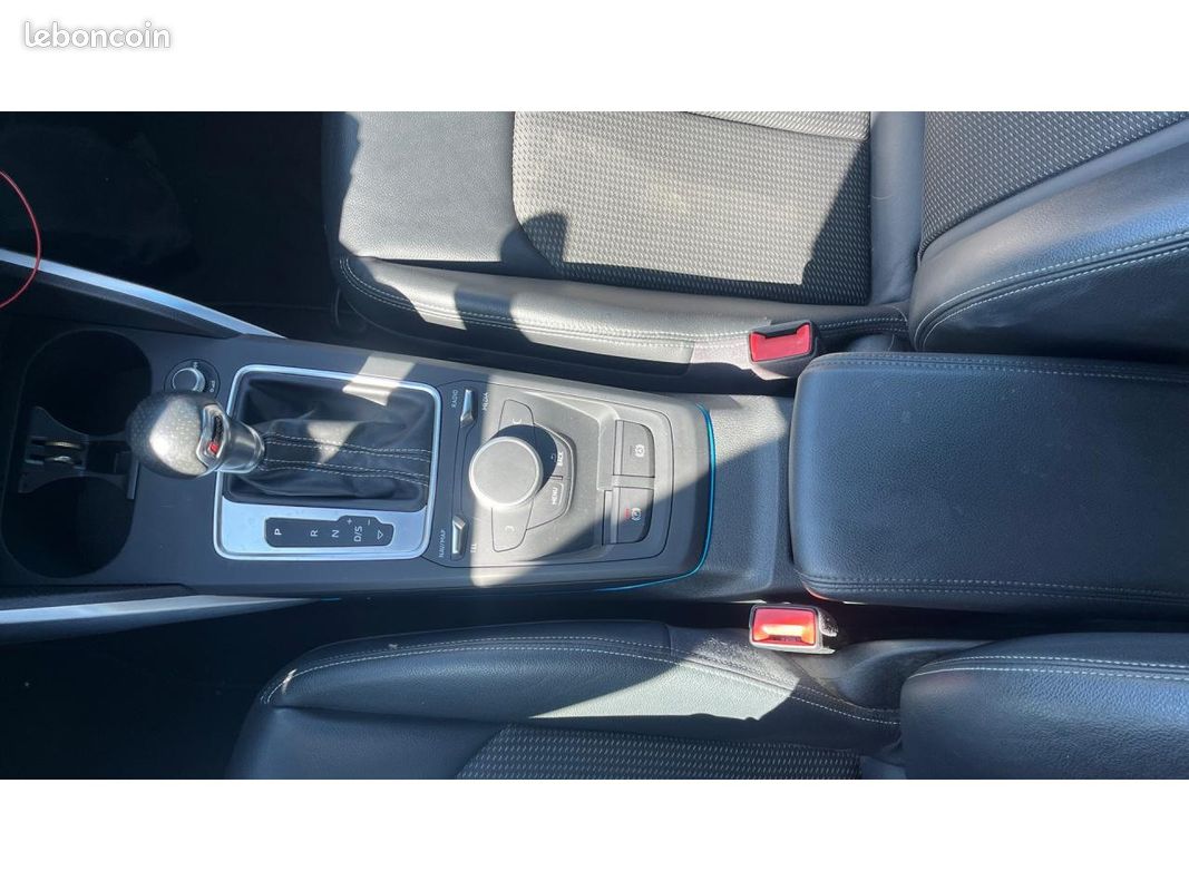 AUDI Q2 1.4 TFSI ESSENCE 150 BVA S Line - CAMERA DE RECUL / SIEGES CHAUFFANTS / BLUETOOTH (image 26)