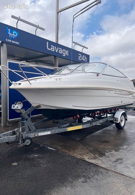 Bateau cap camarat 555 dc - 115 cv yamaha 4 temps 300 heures 2010 (image 1)