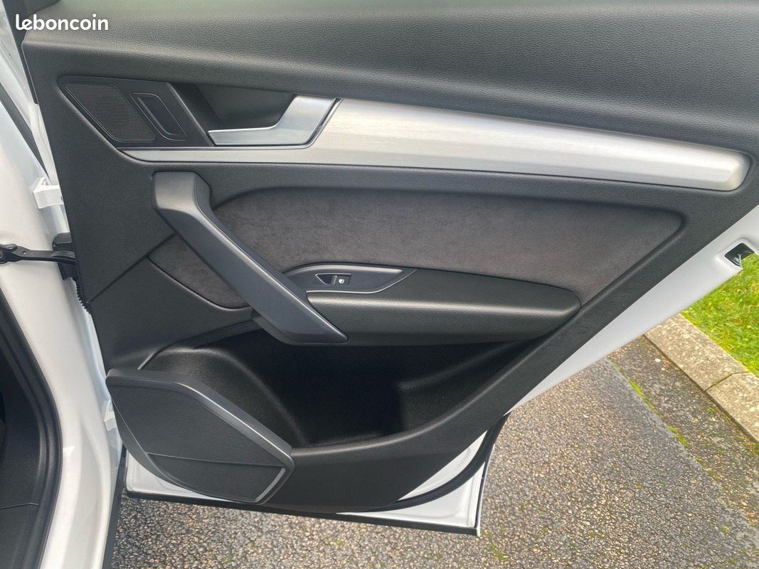 AUDI Q5 50 TFSIe 299 S tronic 7 Quattro S line (image 29)
