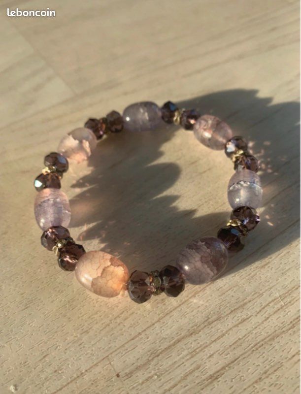 Bracelet fantaisie perles violettes en verre et améthystes (image 1)