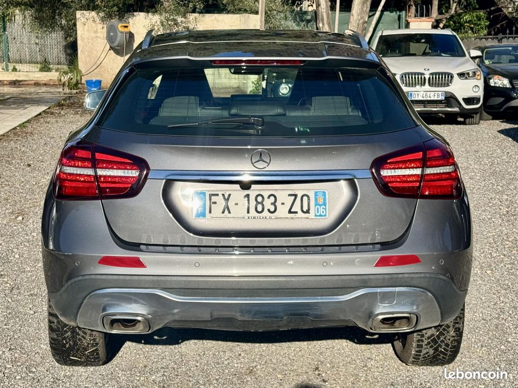 MERCEDES CLASSE GLA 180 Sensation 122ch phase 2 (image 5)