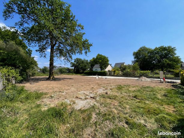 Terrain 300 m² Plescop