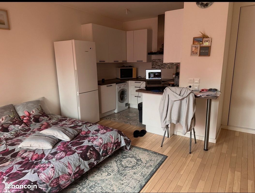 Appartement 1 pièce 40 m² · à Romainville · 40 m² · 950 €/mois