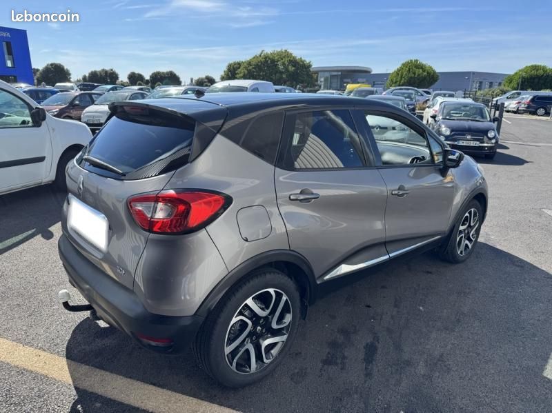 Renault Captur 0.9 TCe 90ch Stop&Start energy Intens eco² (image 4)