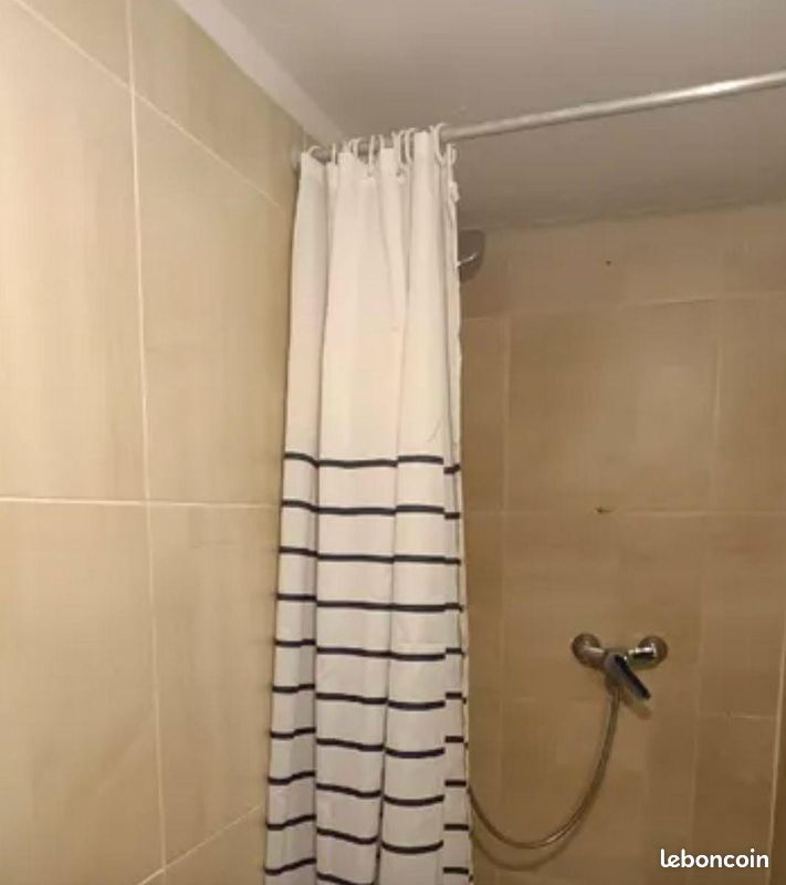 Appartement 1 pièce 21 m² · à Grenoble · 21 m² · 670 €/mois