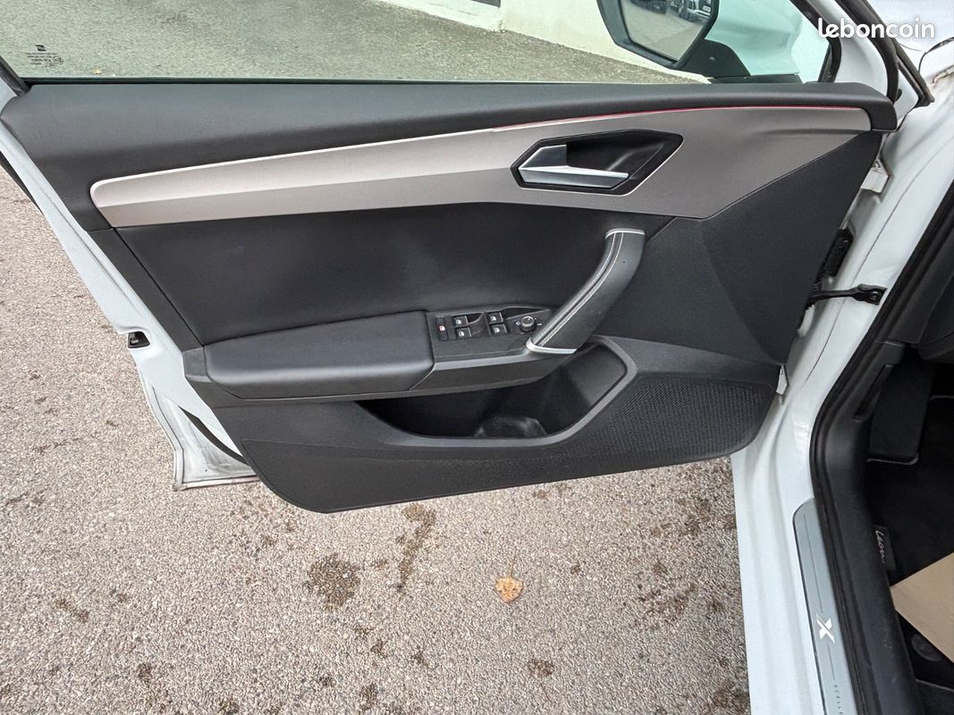 SEAT Leon SEAT Leon Xcellence (image 11)