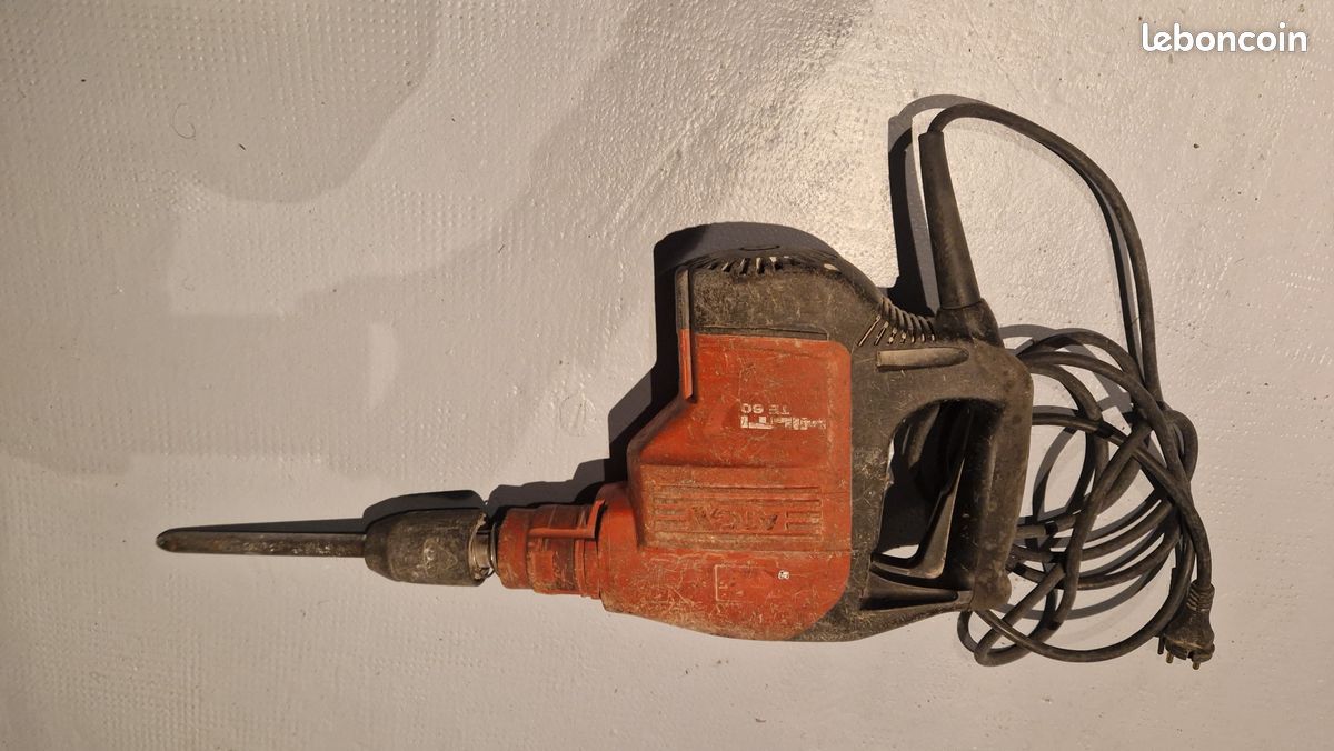 Marteau piqueur HILTI (image 1)