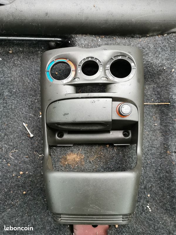 Cache de console fiat - Équipement auto