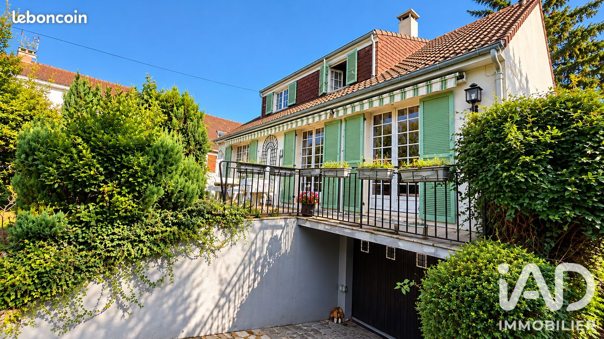 Maison 9 pièces 157 m² · à Margency · 157 m² · 430 000 €