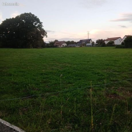Terrain 648 m² Les Trois Pierres