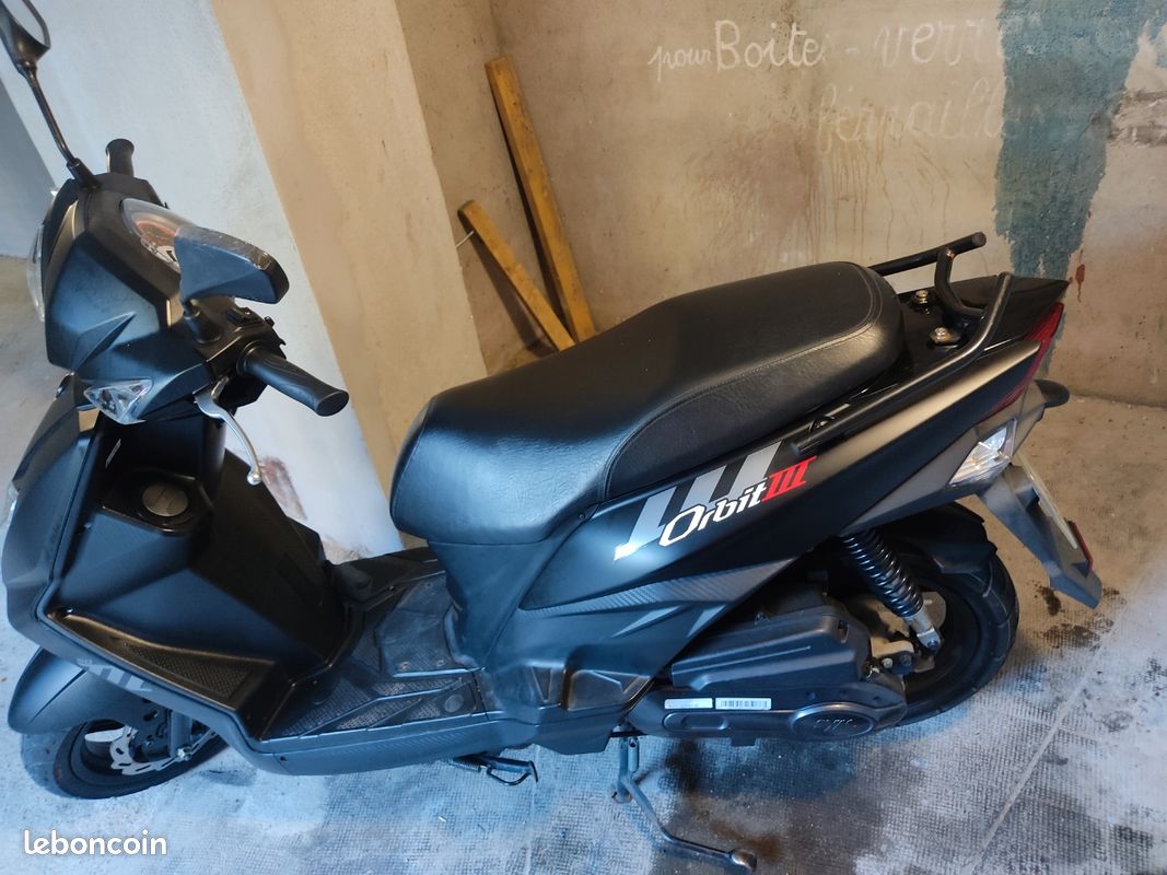 Scooter SYM (image 1)