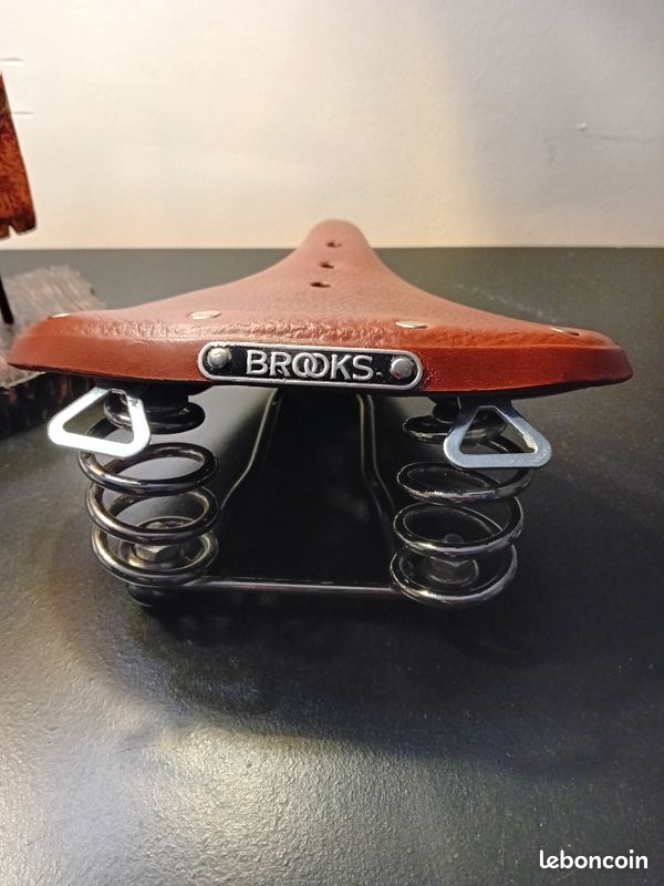 Selle vélo cuir brooks b67 Échange ou vend 60euros