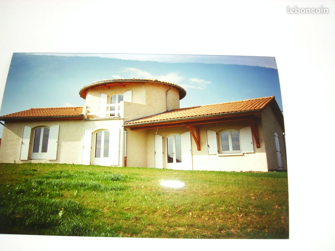 Maison 5 pièces 135 m² · à Saint-Georges-de-Reneins · 135 m² · 390 000 €