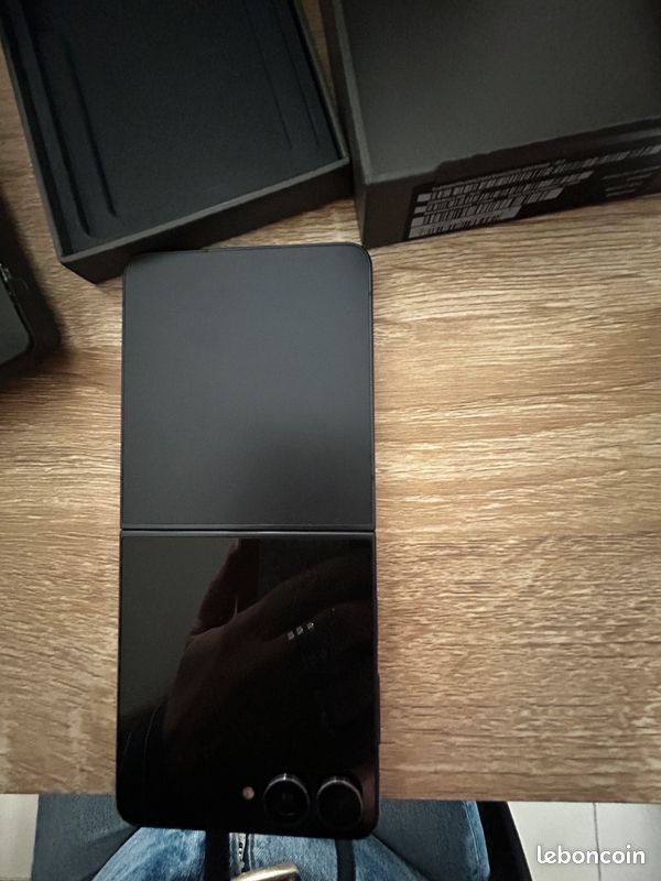 Samsung512 Z Flip 7 GB (image 2)