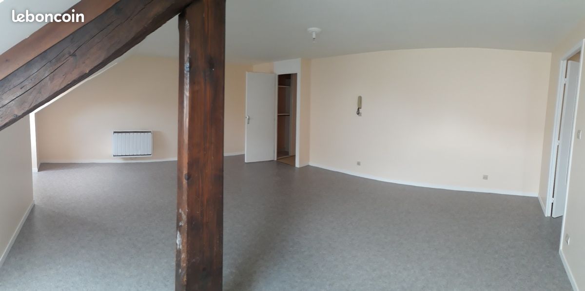 Appartement 1 pièce 44 m² · à Plateau d'Hauteville · 44 m² · 280 €