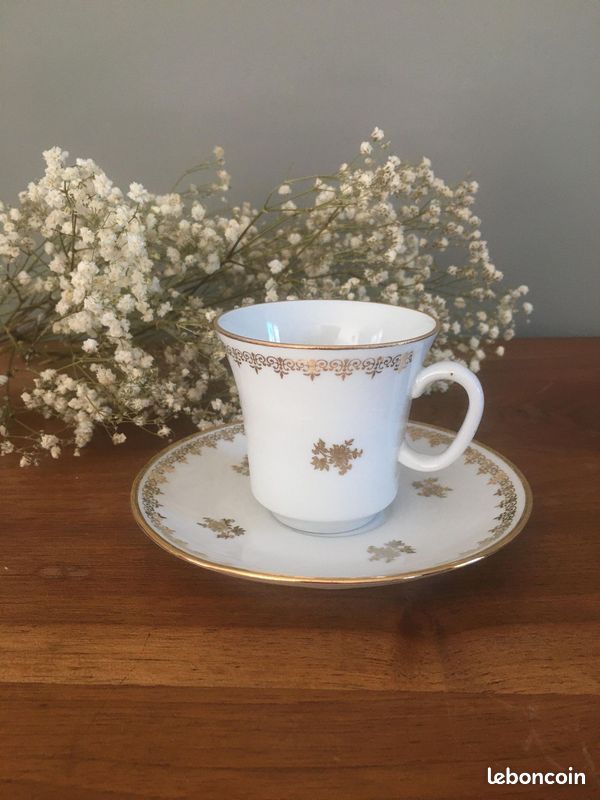 Tasses à café et sucrier en porcelaine ancienne (image 3)