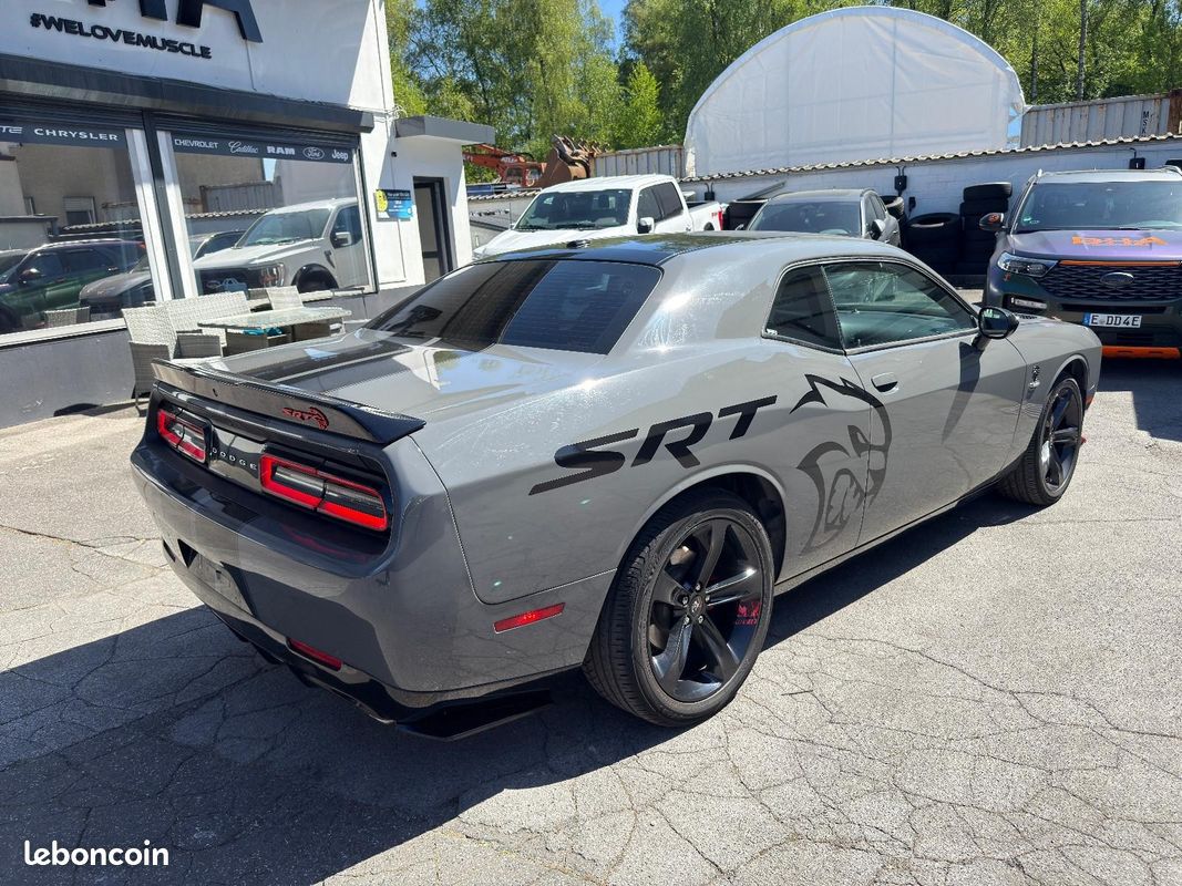 Dodge CHALLENGER R/T V8 5.7 HEMI 377 ch – CarPlay – K&N – Échappement sport – R20 (image 7)