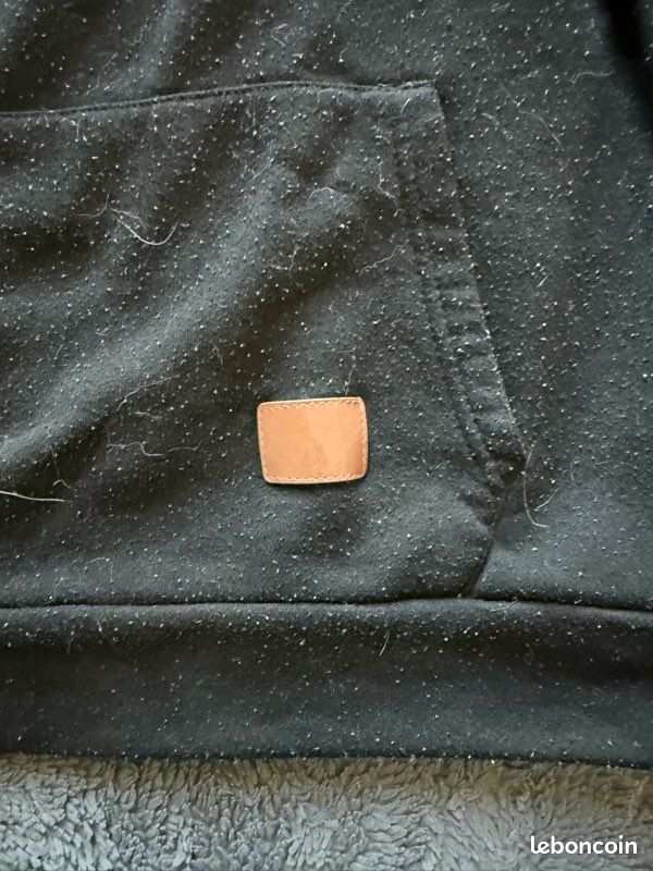 Hoodie noir à capuche doublée et lien tressé – SHEIN – Taille M (image 2)