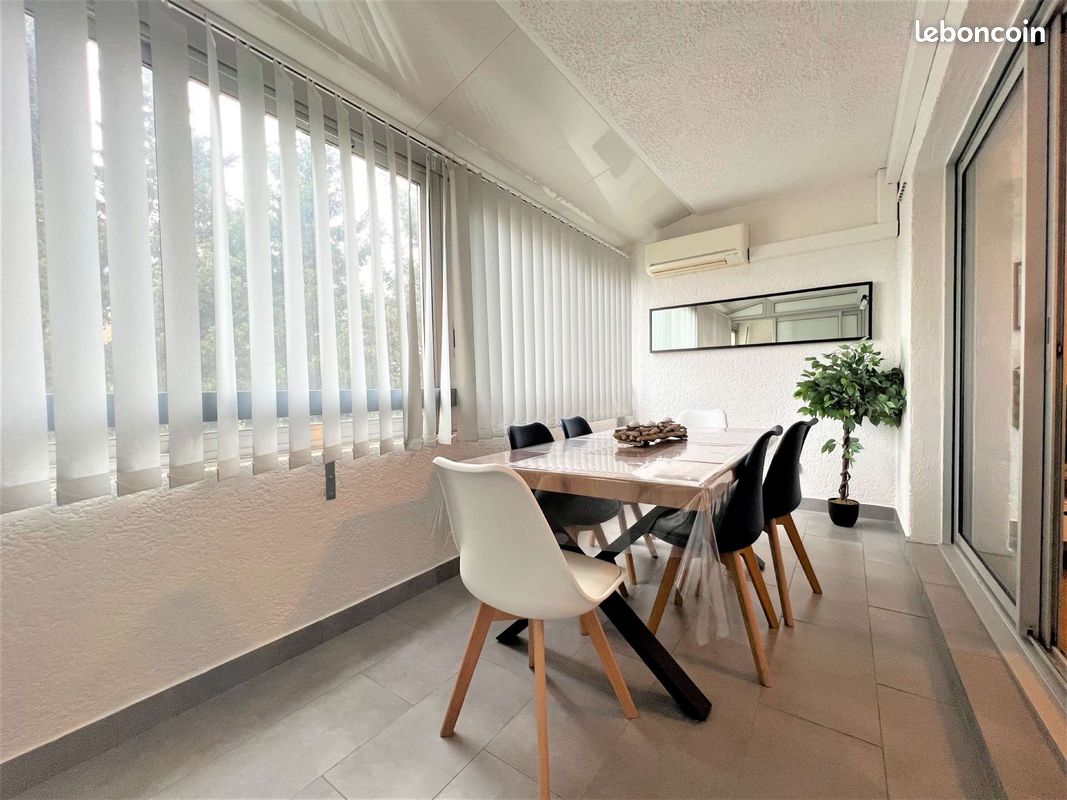 Location de vacances à SANARY SUR MER. Appartement rénové dans une résidence pour 4 personnes (image 5)