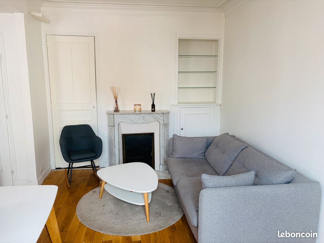 Appartement 2 pièces 42 m² · à Paris · 42 m² · 1 643 €