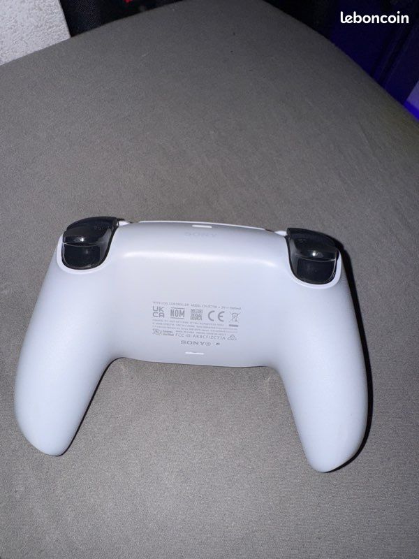 Manette (image 2)