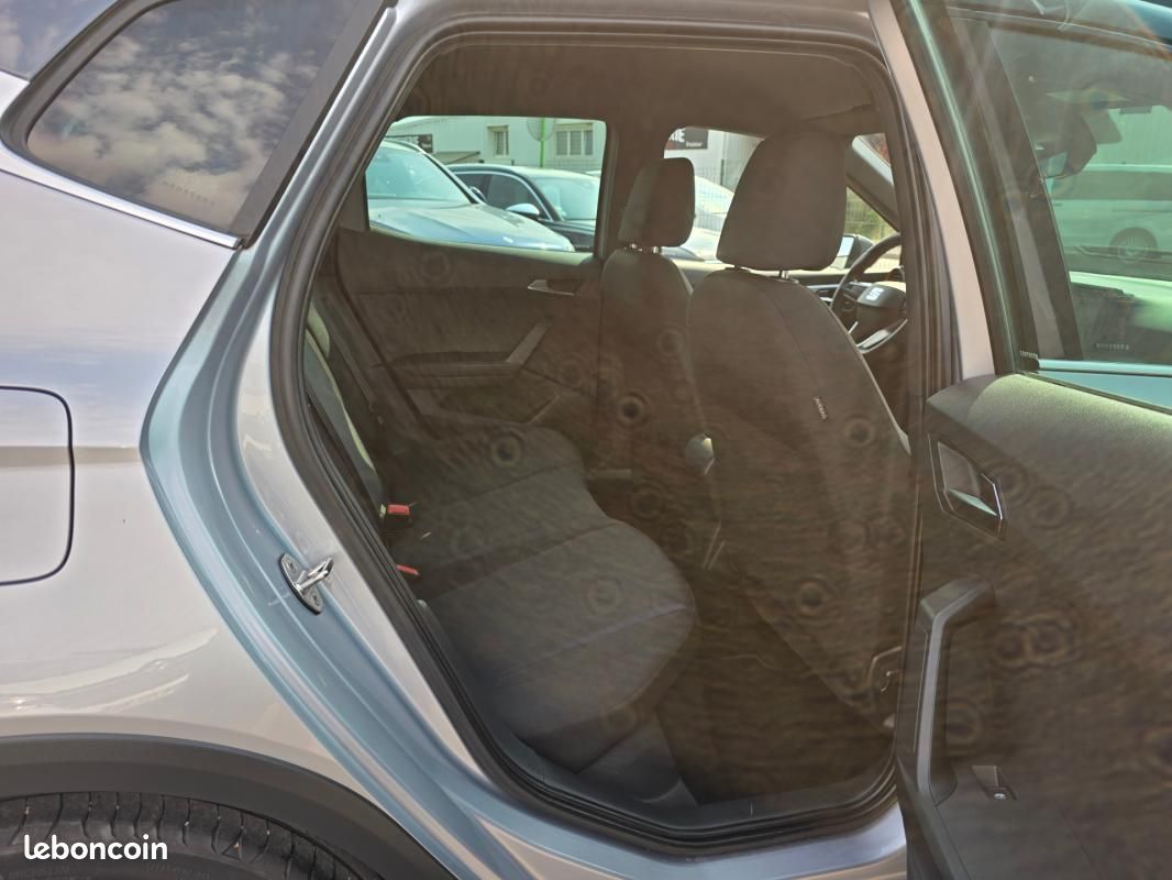 Seat Arona 1.5 TSI ACT 150 ch Start/Stop DSG7 FR (image 21)