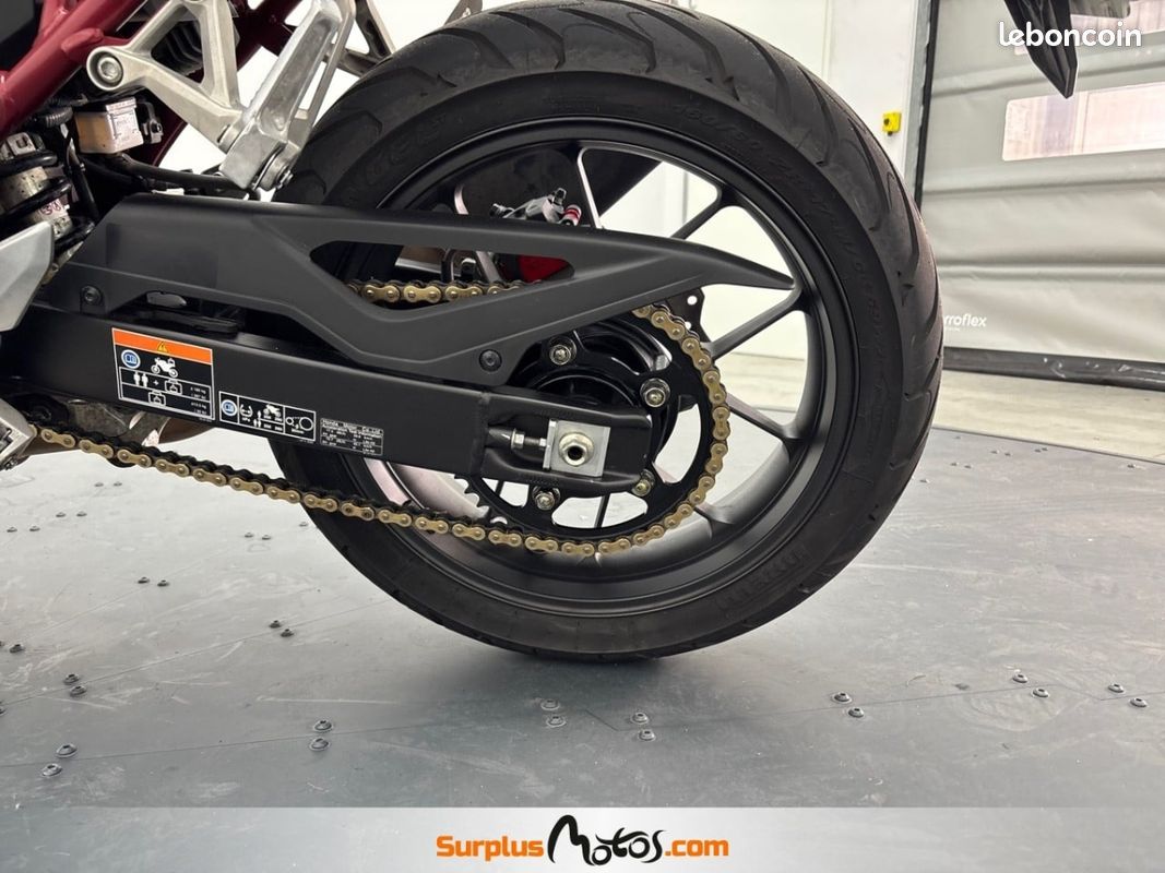 Honda CB 750 HORNET R A2 (image 5)