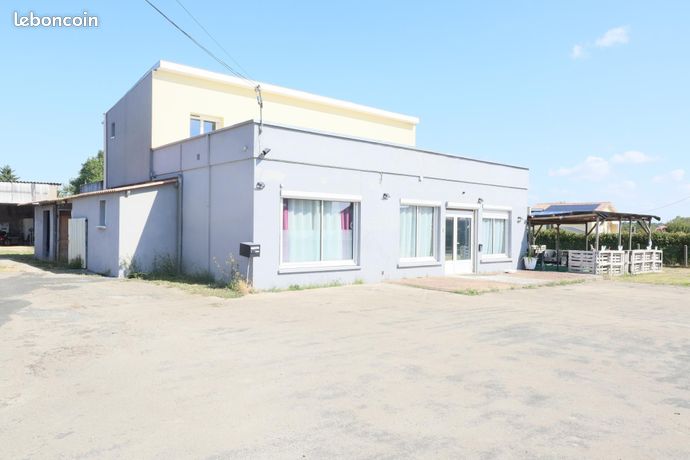 Maison 8 pièces 188 m²