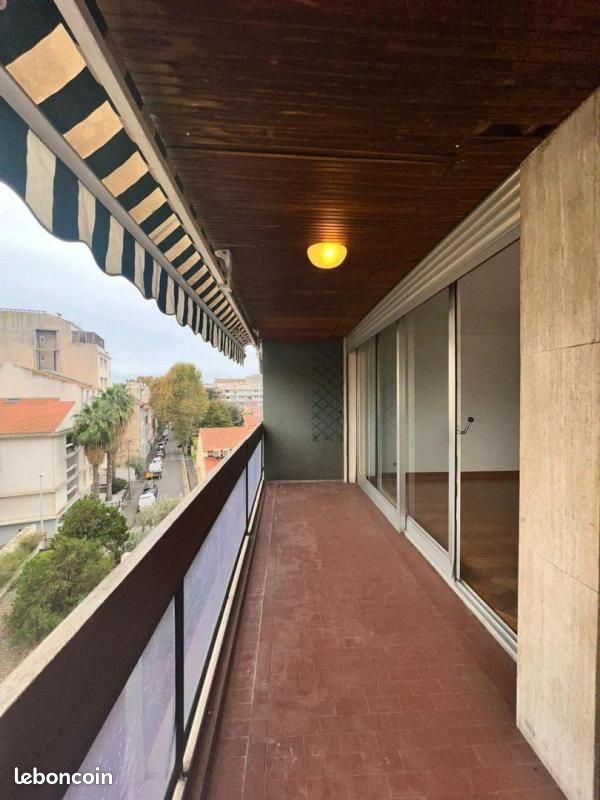 Appartement 3 pièces 79 m² · à Marseille · 79 m² · 1 424 €/mois