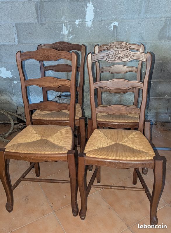 Chaises paillées (image 1)
