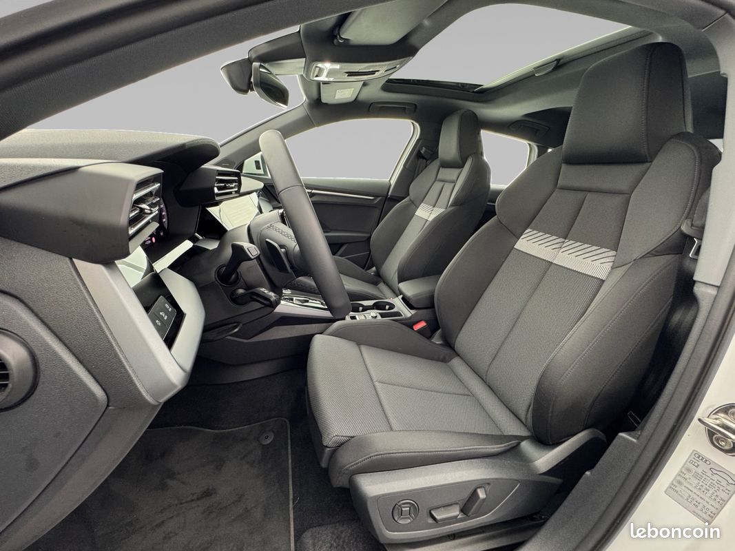 AUDI A3 Sportback 40 TFSI e Hybride rechargeable 204 S tronic 6 S line & 11800  d options (image 9)