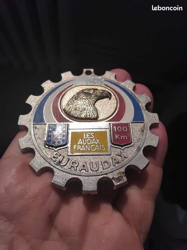 Magnifique grande Médaille sport cyclisme marche les Audax français EurauDax VAL D’OISE 95 aigle 100 km vintage rétro ancien années 80 1980s (image 2)