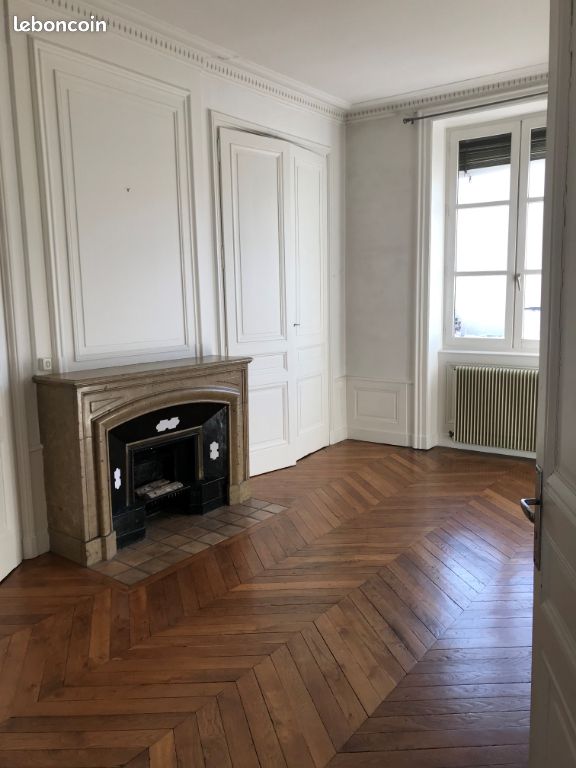 Appartement 3 pièces 90 m² · à Lyon · 90 m² · 1 303 €/mois