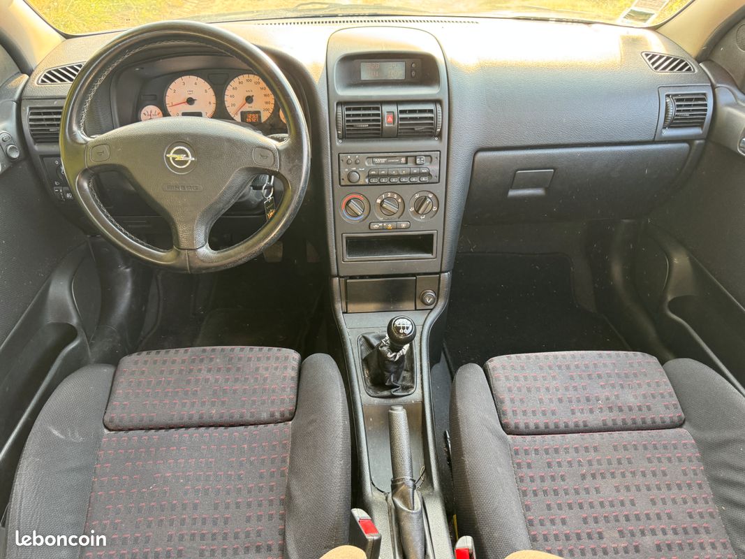 Opel ASTRA G coupé 1.6 16S 100ch 1ERE MAIN (image 4)