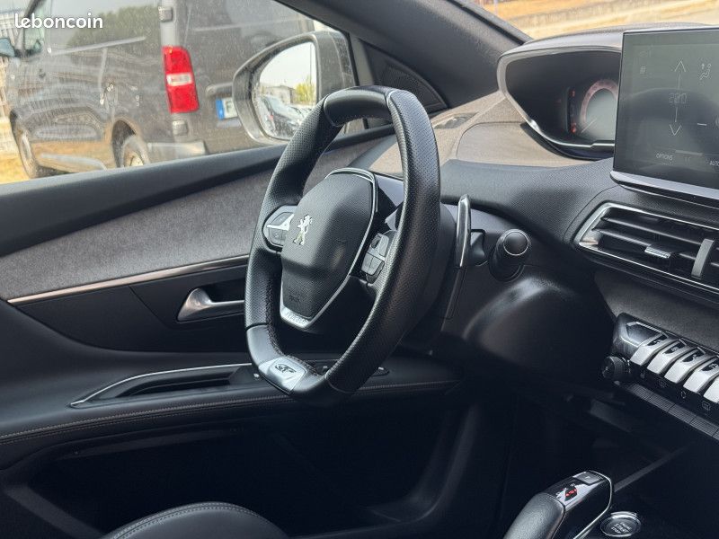 Peugeot 3008 1.5 BLUEHDI 130 CH S&S GT EAT8 (image 18)