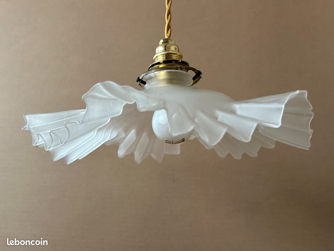 Suspension en verre ancienne (image 4)