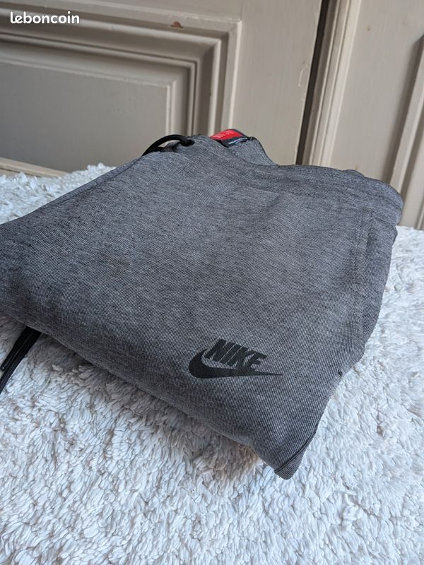 Nike Tech fleece Gris Anthracite Carbon (image 2)
