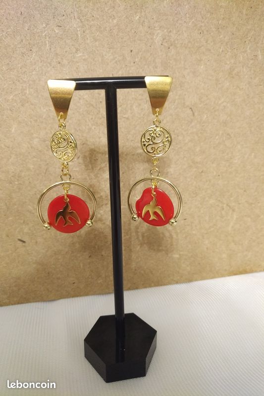 Boucles d'oreille rouge et or (image 2)